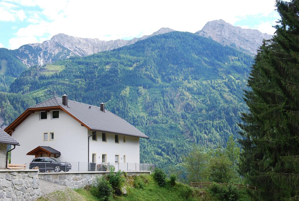 Haus Pflaum Lägenhet Dellach im Drautal Exteriör bild